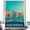 Affiche de la ville d'Amsterdam aux Pays-Bas au style vintage. Cette affiche au design rétro et coloré égayera votre décoration intérieur.