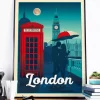 Affiche d e la ville de Londres Big Ben et cabine téléphonique emblématique du Royaume-Uni au style vintage. Cette affiche au design rétro et coloré égayera votre décoration intérieur.