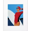 Illustration Surfeuse de Zaza Minssen. Fond bleu, maillot de bain et bonnet rouges. Passe-partout Canson blanc pour le modèle 30 x 40 cm.