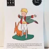 Figurine sculptée, peinte et assemblée à la main du petit prince. Modèle de collection. Personnages imaginés par St Exupéry qui nous plonge dans l'univers magique et poétique. Edition limitée à 300 exemplaires, accompagnés de leur certificat d'authenticité numéroté.