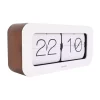 Horloge de table en bambou Karlsson - mouvement "Flip". Type de mouvement : retourner (Flip).