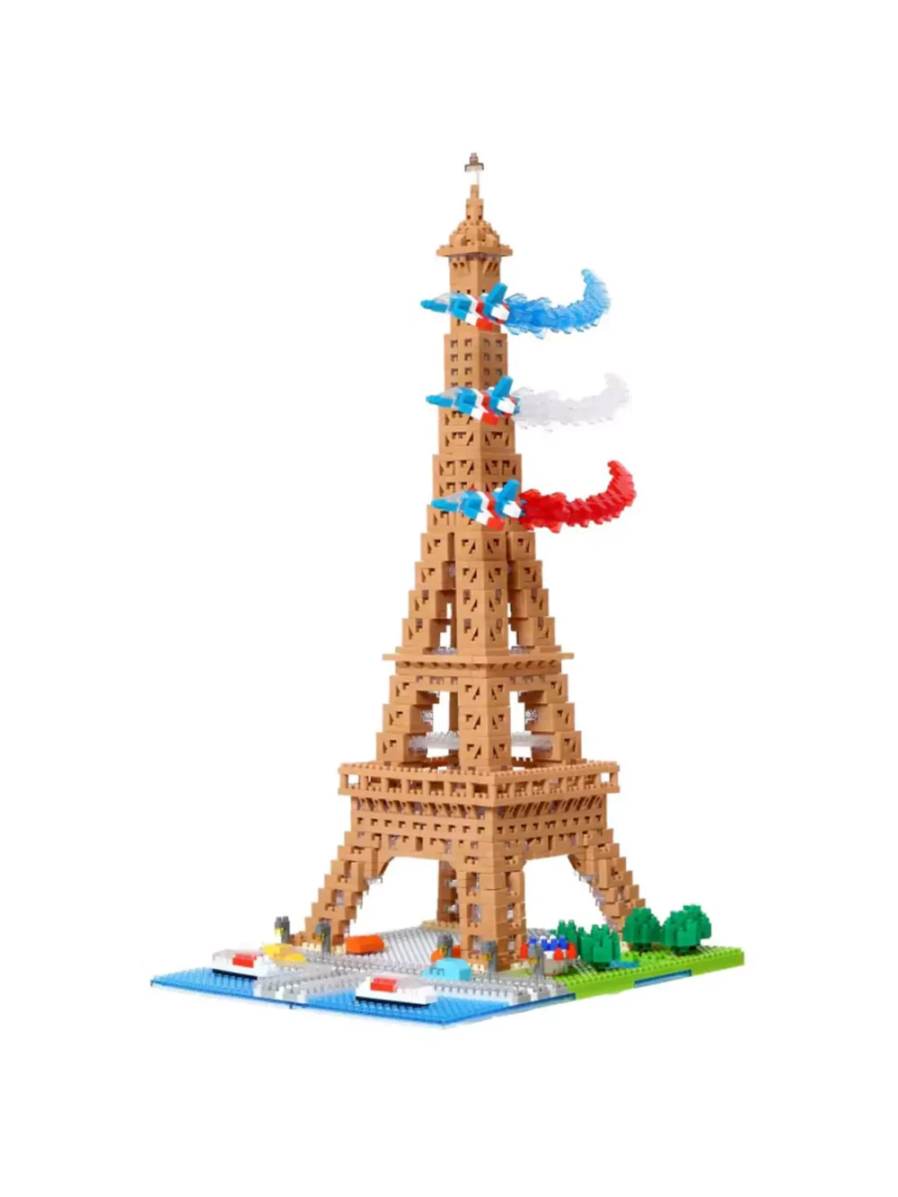 Nanoblock Paris, quai de Seine deluxe édition NB-057. Construisez vous-même la tour Eiffel encerclée par l'armée de l'air française ainsi qu'une partie des quais de la Seine.