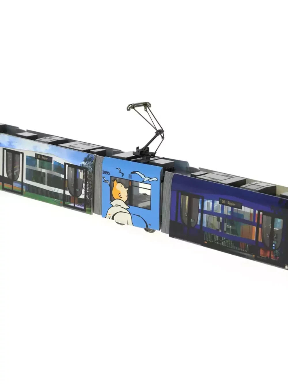 Moulinsart et la STIB présentent le modèle réduit électrique de ce tram à l’échelle HO - 1/87ème. En 2016, un magnifique tramway aux couleurs de Tintin et du Musée Hergé roulait sur le réseau de la STIB (Région de Bruxelles-Capitale).