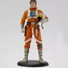 Statue en résine de Luke Skywalker avec sa tenue de pilote. Figurine de collection, tirage à 3000 exemplaires numéroté.