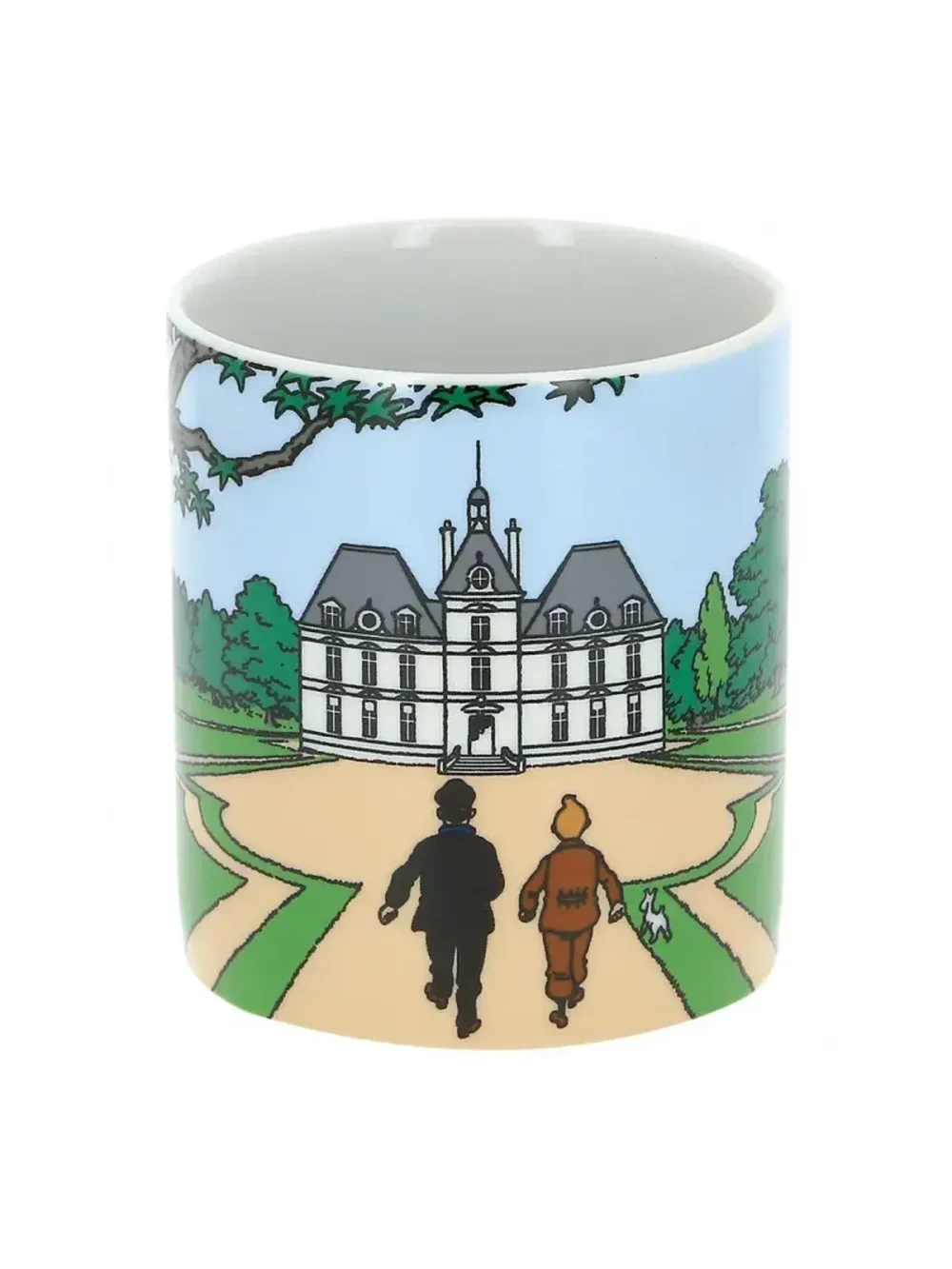 Cette tasse reproduit l’arrivée de Tintin, Milou et le Capitaine Haddock après avoir racheté aux enchères le Château de Moulinsart.