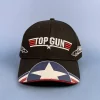 Casquette Top Gun 100% coton, ajustable par velcro. Logo et textes brodés en 3D. taille unique, adulte.